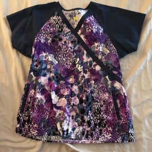 Scrub shirt and scrub bottom combo- M